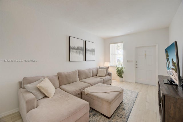 3 of 44 - 12445 Sw 125th Ter, Miami, FL