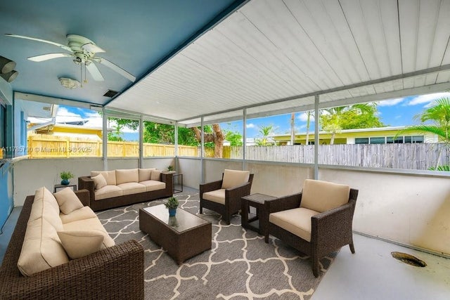 3 of 32 - 8451 Nw 10th St, Pembroke Pines, FL