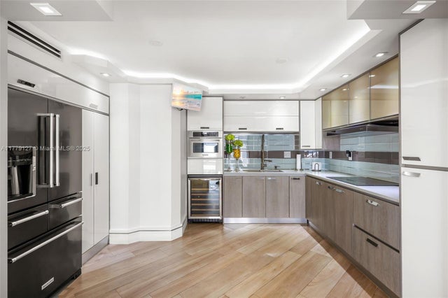 2 of 16 - 6061 Collins Ave 8f, Miami Beach, FL
