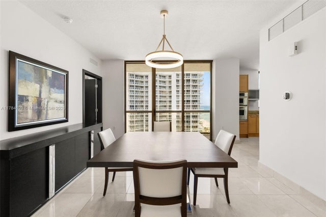 5 of 23 - 16275 Collins Ave 2202, Sunny Isles Beach, FL