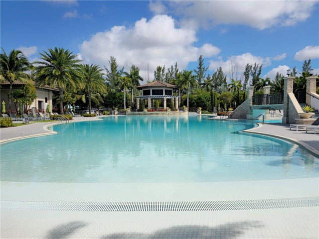 2 of 48 - 10075 Nw 86th Ter, Doral, FL