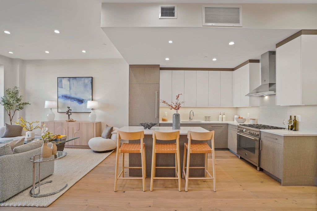 12 of 72 - 194 30th St. 2b, New York City, NY