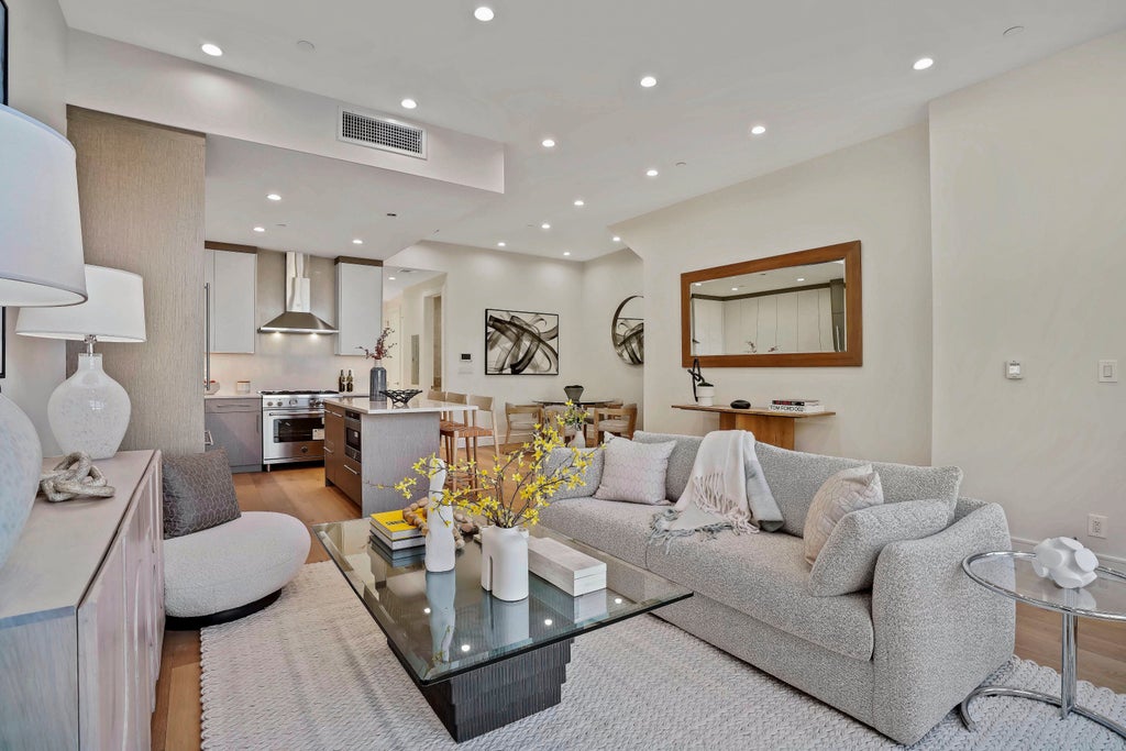 40 of 72 - 194 30th St. 2b, New York City, NY