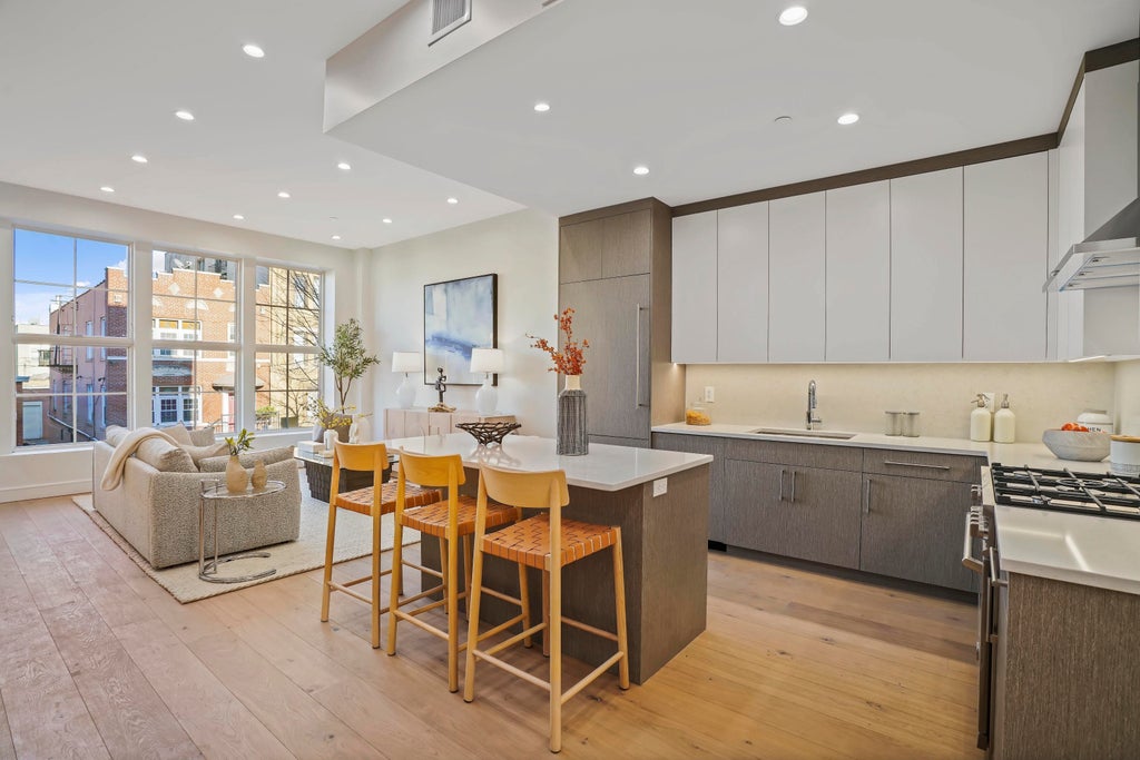 47 of 72 - 194 30th St. 2b, New York City, NY