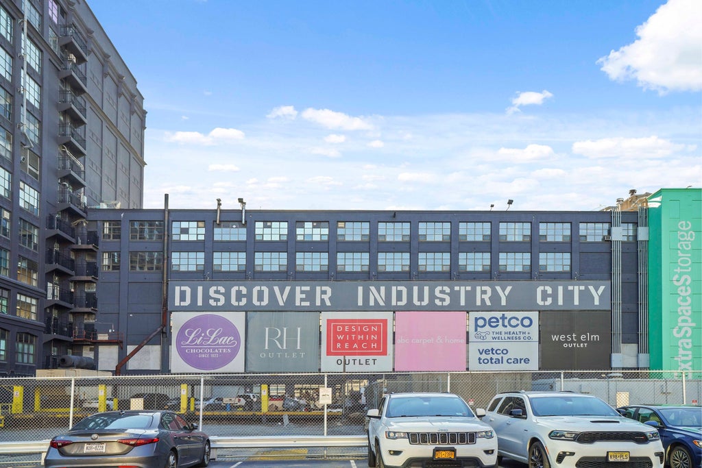 71 of 72 - 194 30th St. 2b, New York City, NY
