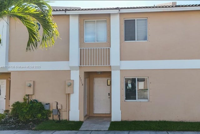 4 of 37 - 17718 Sw 139th Ct, Miami, FL