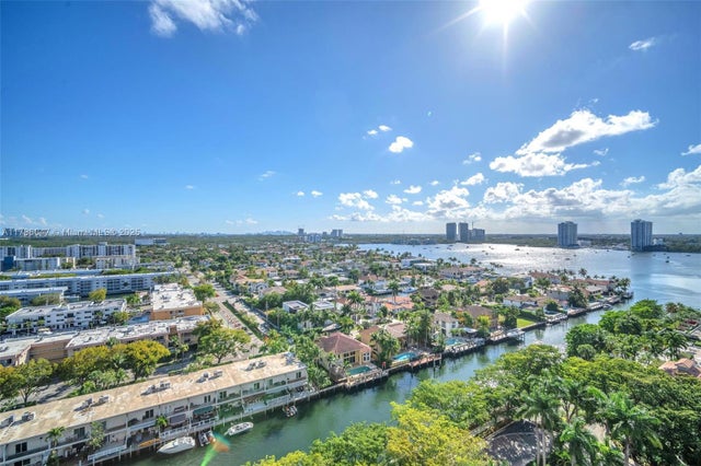 5 of 72 - 2000 Island Blvd 1704, Aventura, FL