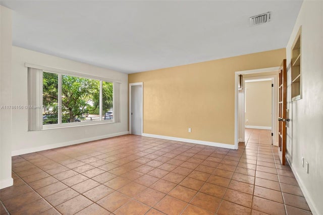 4 of 50 - 6150 Sw 15th St, West Miami, FL
