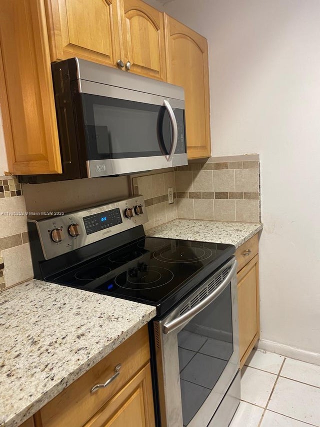 1 of 21 - 15 Crossings Cir A, Boynton Beach, FL