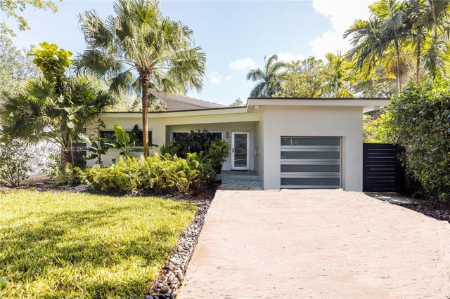 5 of 26 - 420 Ne 87 St, El Portal, FL