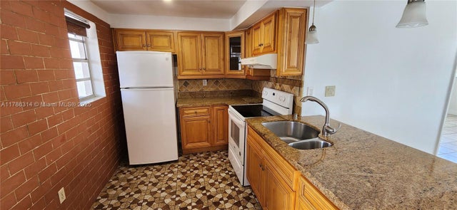 3 of 13 - 14195 Sw 87th St B306, Miami, FL