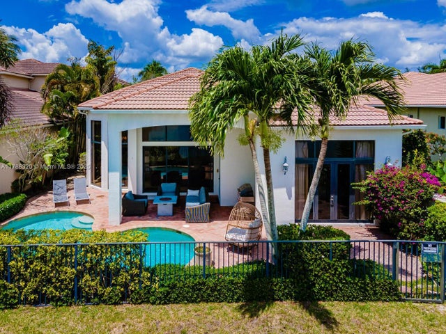4 of 41 - 17937 Villa Club Way, Boca Raton, FL