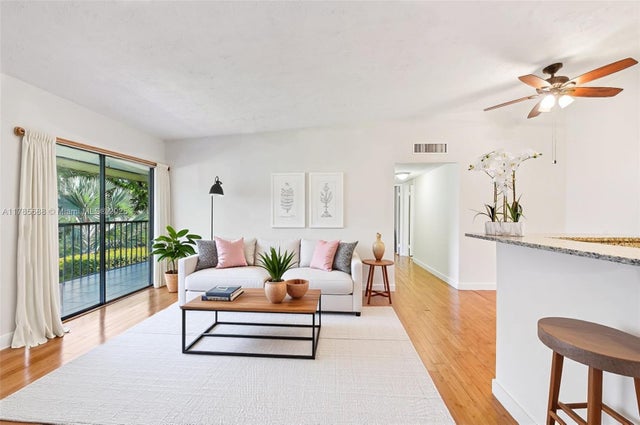 4 of 47 - 15492 Lakes Of Delray Blvd 205, Delray Beach, FL