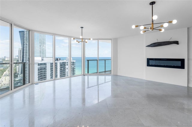 4 of 15 - 16699 Collins Ave 3107, Sunny Isles Beach, FL