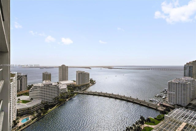 1 of 4 - 495 Brickell Ave 5407, Miami, FL