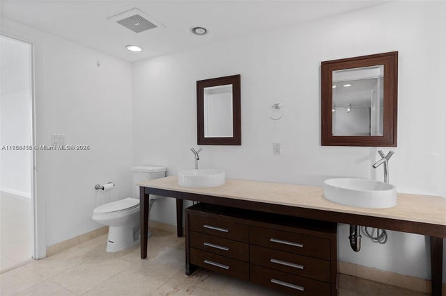4 of 4 - 495 Brickell Ave 5407, Miami, FL