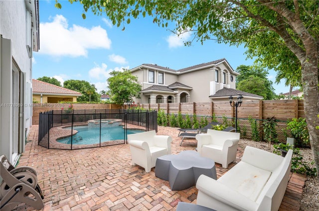 3 of 37 - 1733 Sw 151st Pl, Miami, FL