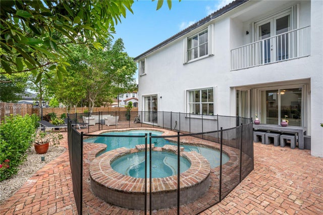 4 of 37 - 1733 Sw 151st Pl, Miami, FL