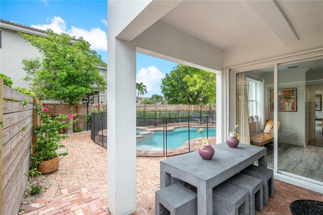 5 of 37 - 1733 Sw 151st Pl, Miami, FL