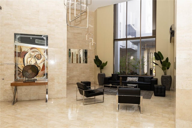 1 of 36 - 2750 Ne 183rd St 511, Aventura, FL