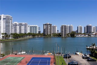 Photo of Listing #A11786490