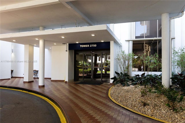 3 of 36 - 2750 Ne 183rd St 511, Aventura, FL