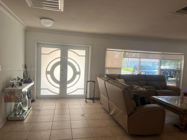 3 of 67 - 5001 Madison St, Hollywood, FL
