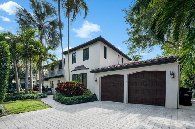 3 of 52 - 100 E Dilido Dr, Miami Beach, FL