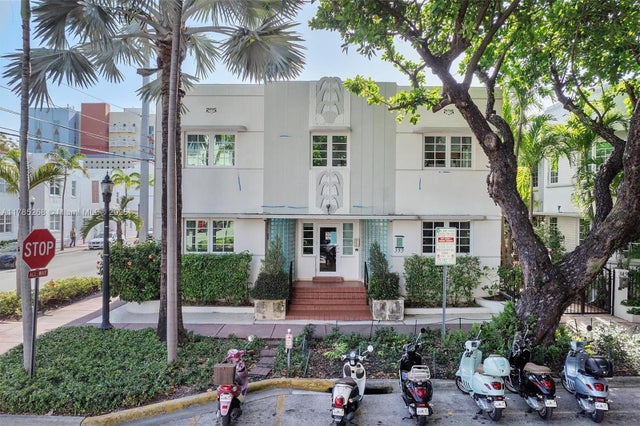2 of 16 - 359 Meridian Ave A105, Miami Beach, FL