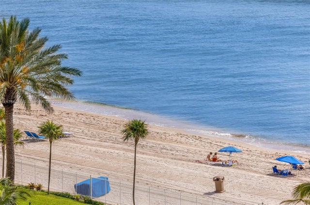 4 of 33 - 19201 Collins Ave 925, Sunny Isles Beach, FL