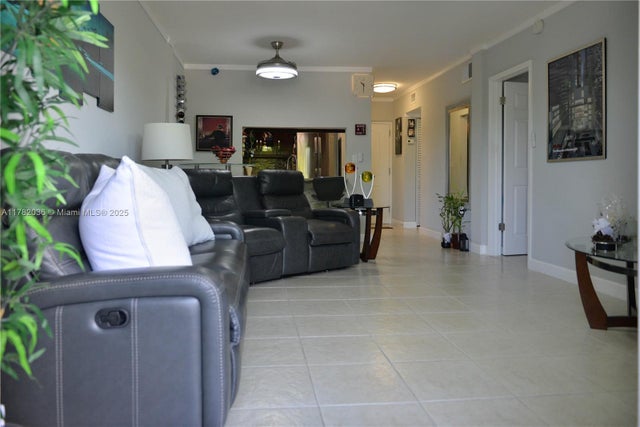 5 of 17 - 10900 Sw 104th St 314, Miami, FL