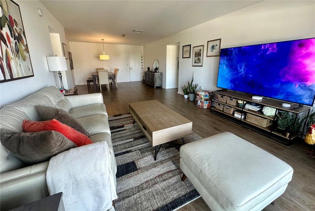 4 of 31 - 575 Crandon Blvd 707, Key Biscayne, FL