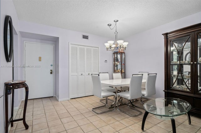 1 of 27 - 3800 Hillcrest Dr 210, Hollywood, FL
