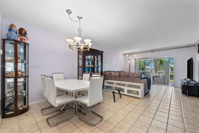 3 of 27 - 3800 Hillcrest Dr 210, Hollywood, FL