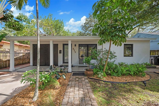 2 of 16 - 829 Sw 4th Ct, Fort Lauderdale, FL