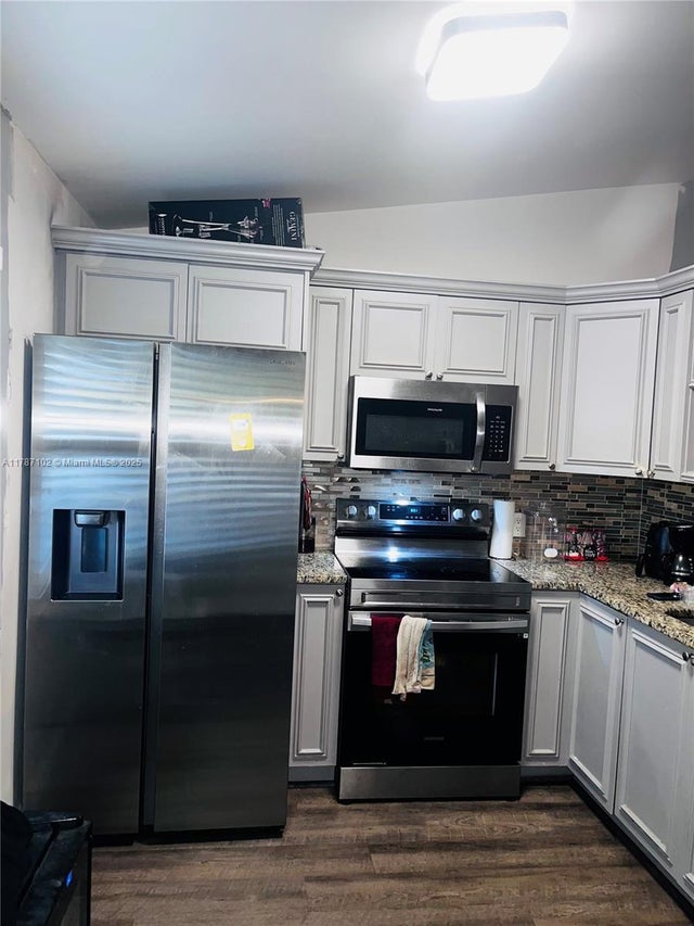 2 of 20 - 4335 Nw 4th Ave, Deerfield Beach, FL