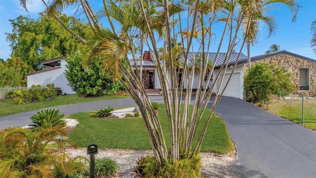4 of 44 - 7741 Sw 170th St, Palmetto Bay, FL
