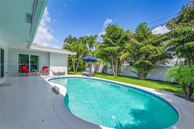 3 of 46 - 2133 Ne 63rd Ct, Fort Lauderdale, FL