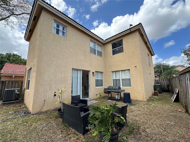 5 of 7 - 1930 Se 14th Ct, Homestead, FL