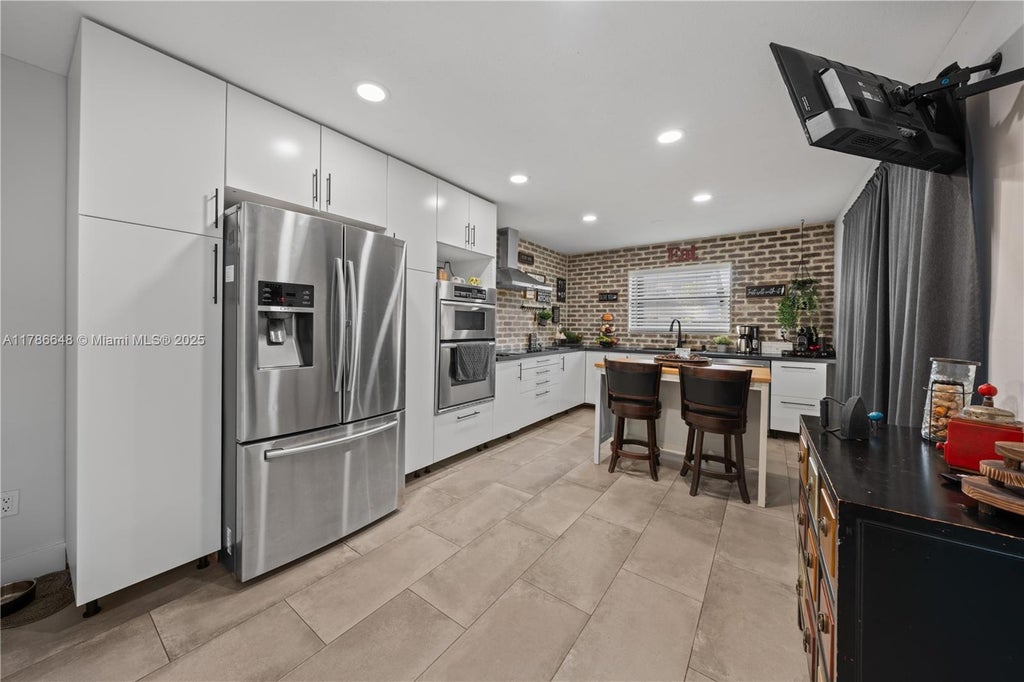 14221 Sw 94th Cir Ln 102-10, Miami