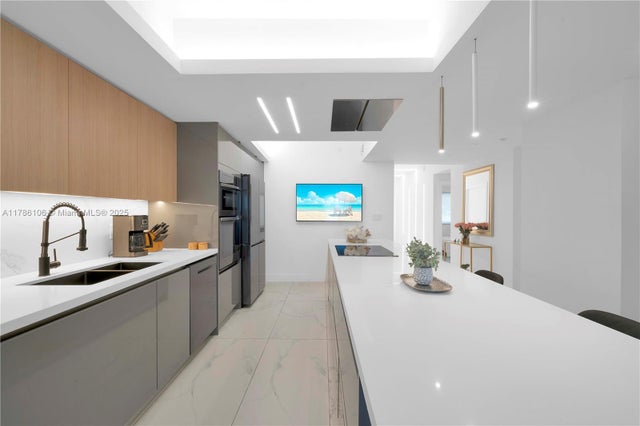 1 of 36 - 10700 Nw 66th St 103, Doral, FL