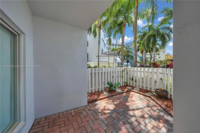 4 of 36 - 10700 Nw 66th St 103, Doral, FL