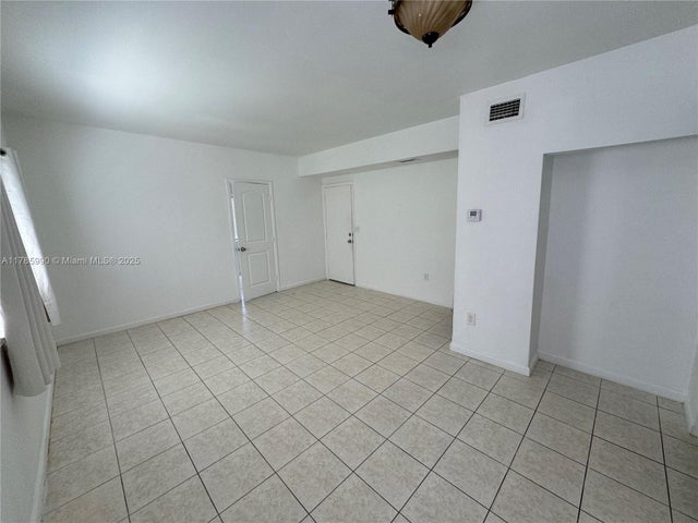4 of 14 - 109 Nw 6th Ave 5, Miami, FL