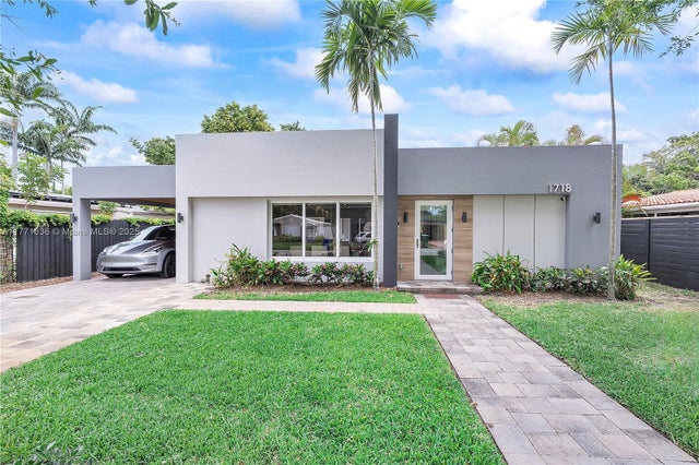 1 of 42 - 1718 N Victoria Park Rd, Fort Lauderdale, FL