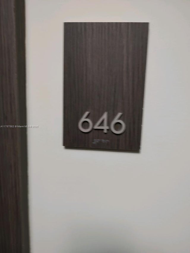 2 of 35 - 20515 E Country Club Dr 646, Aventura, FL