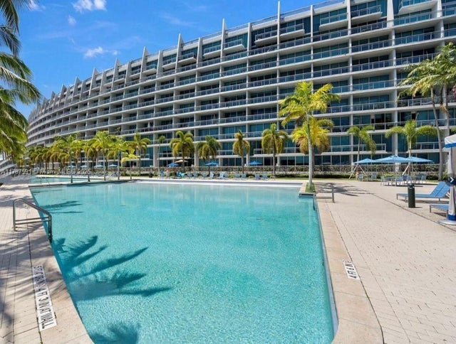 2 of 65 - 2950 Ne 188th St 501, Aventura, FL