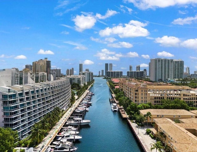 3 of 65 - 2950 Ne 188th St 501, Aventura, FL