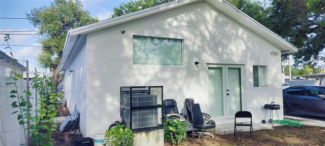 4 of 18 - 4295 Nw 32nd Ave, Miami, FL