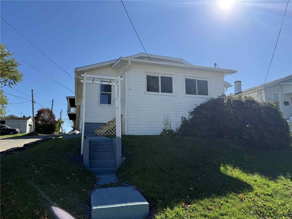 . High Avenue, Masontown