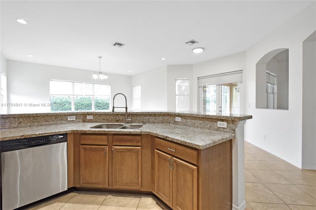 4 of 39 - 4339 W Whitewater Ave, Weston, FL